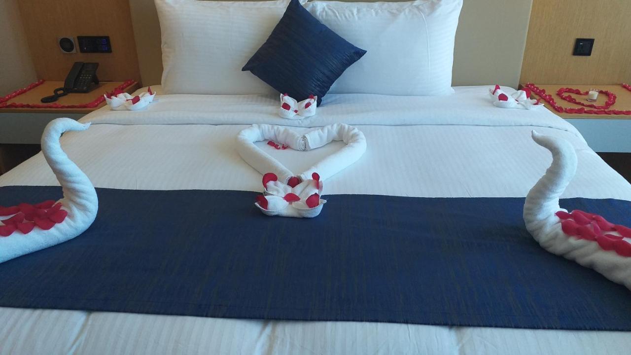 Al Hayat Hotel シャルジャ エクステリア 写真